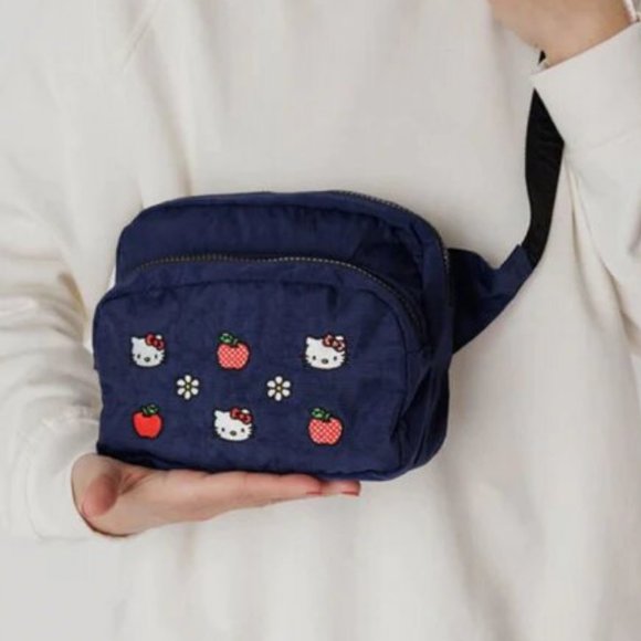 NWT Baggu Fanny Pack - Embroidered Hello Kitty - Picture 3 of 5
